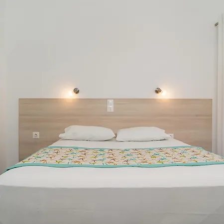 Apartament Akrotiri *