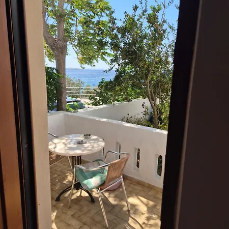 Apartament Akrotiri *